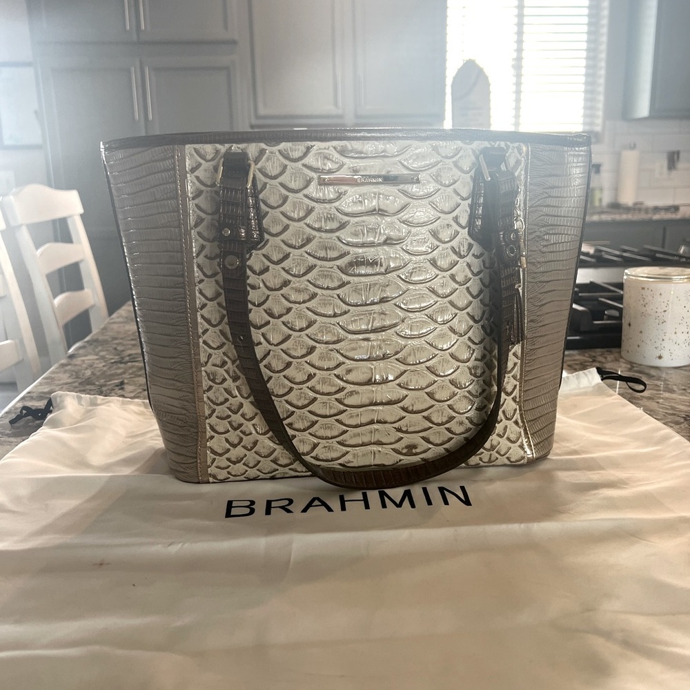 Brahmin medium Asher